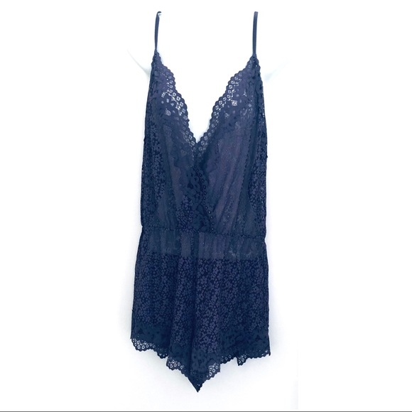 VICTORIA SECRET LACE PURPLE TEDDY.SIZE LARGE - Picture 1 of 9